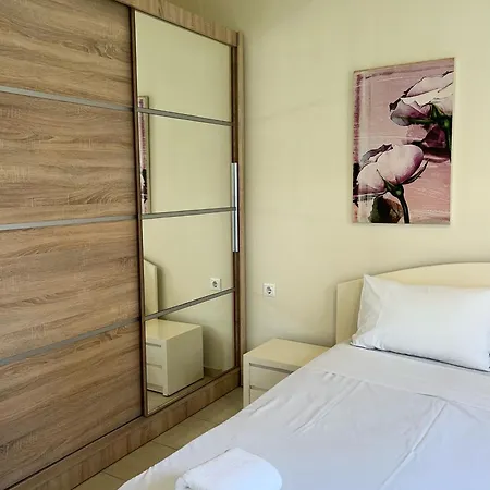 Terra Garden Flat Lejlighed